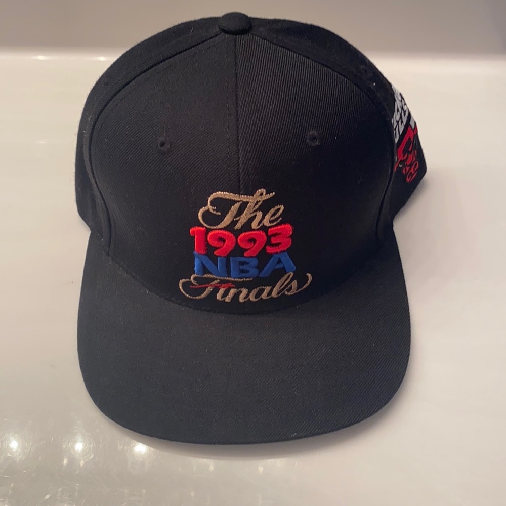 Mitchell & Ness Chicago Bulls 1993 Finals Hat